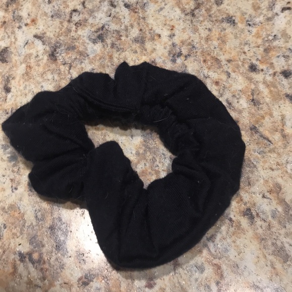 Scrunchie - Picture 2 of 2
